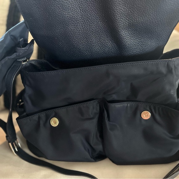 Authentic Tory Burch Thea Nylon Leather Baby Crossbody Diaper Bag in Navy - Picture 2 of 5